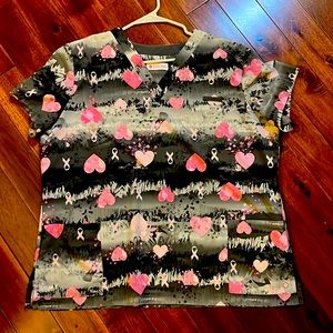 Xl women’s scrub top nurse